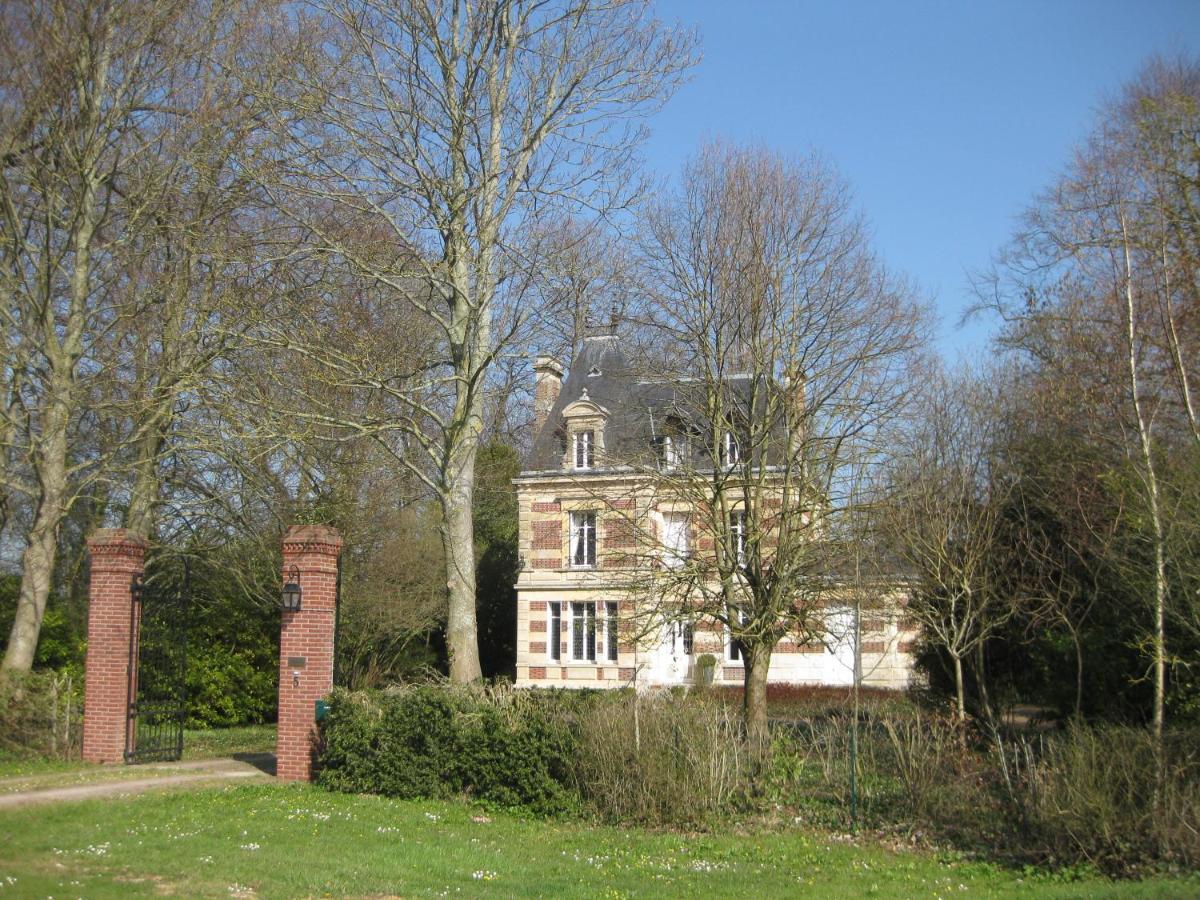 Chateau De Launay Méry-Corbon Exterior foto