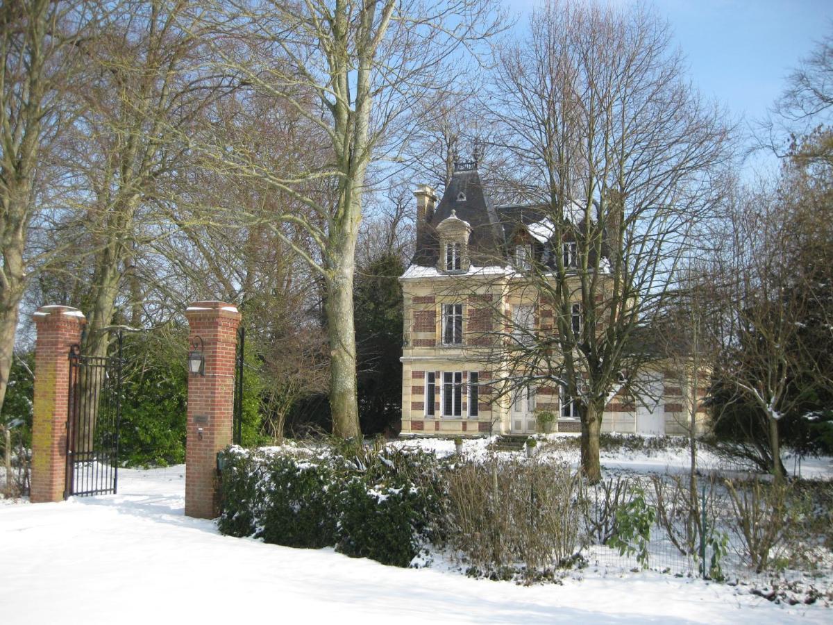 Chateau De Launay Méry-Corbon Exterior foto